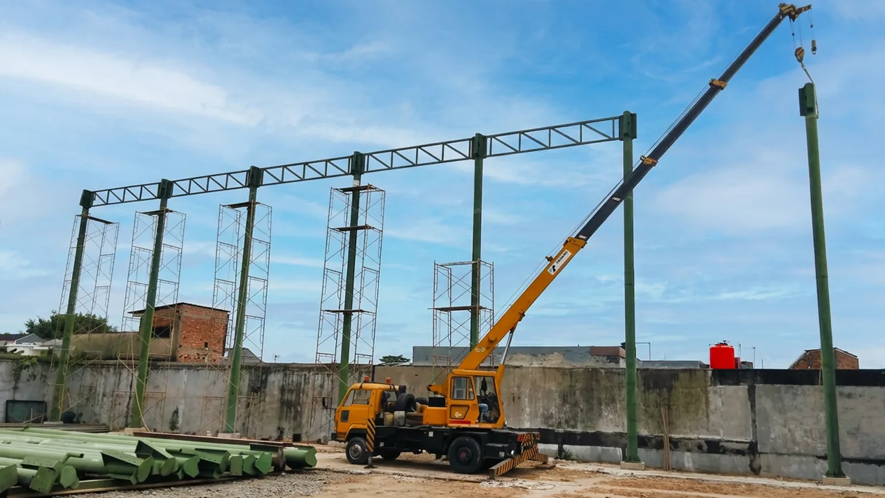 Konstruksi Gudang