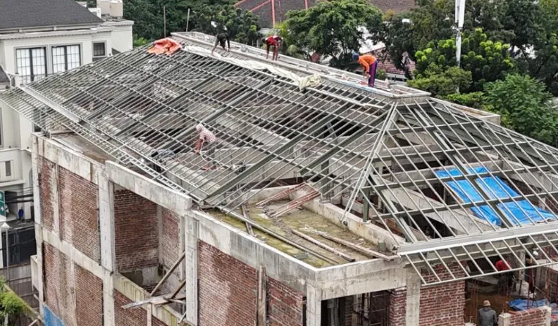 Pekerjaan Atap Rumah Tinggal